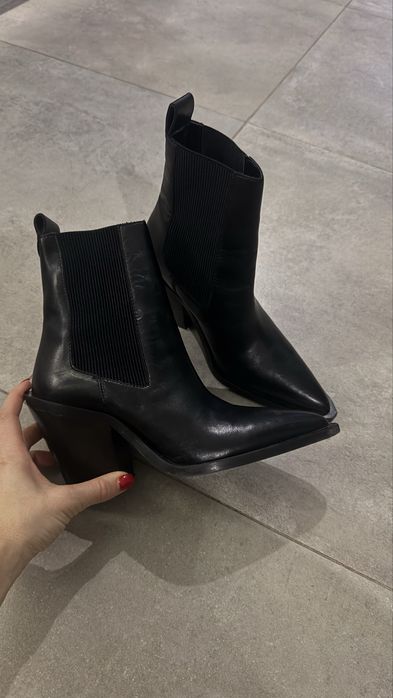 Кощаки MANGO, шкіра