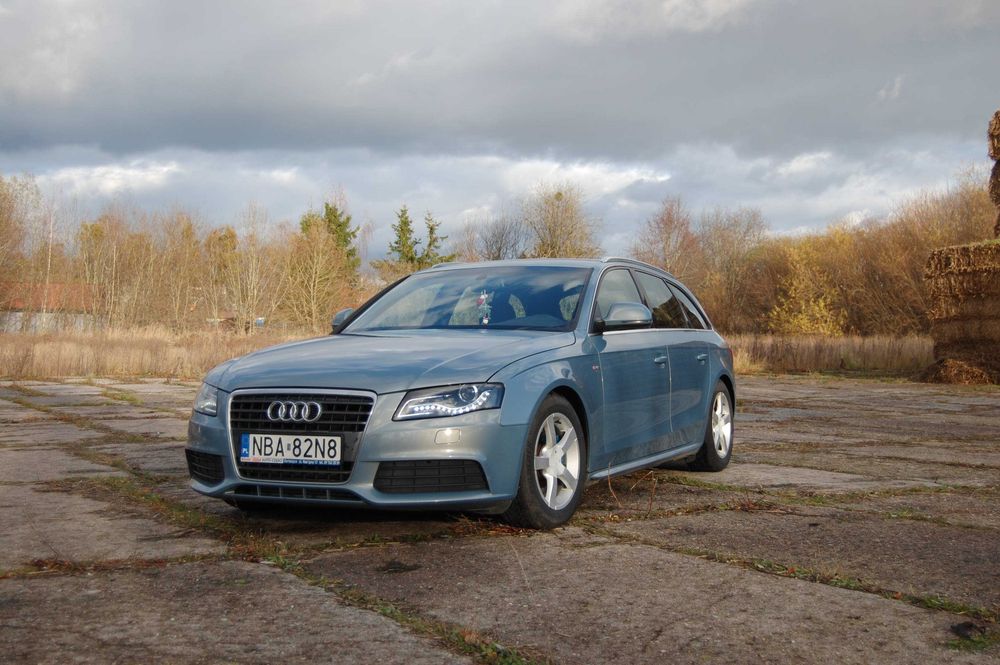 Audi A4 B8 Avant 2.0 TDI  S-line, Skóra, Monitory w zagłówkach.