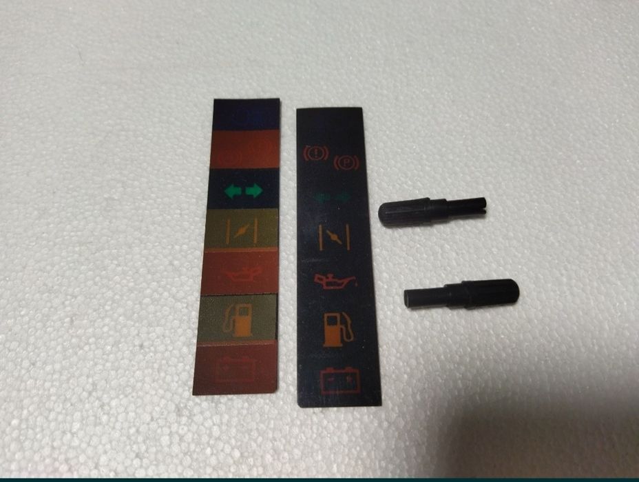 Стекло скло щитка панели приборов Таврия Славута