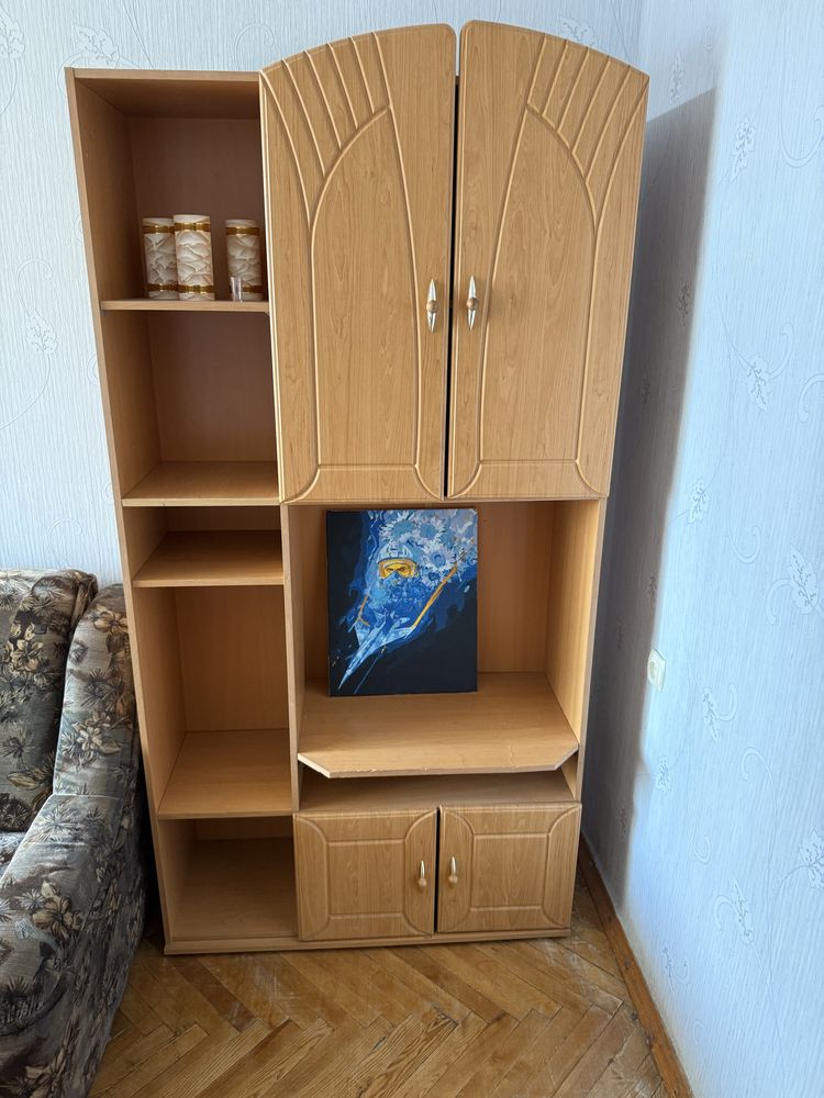 Продам меблі в кімнату