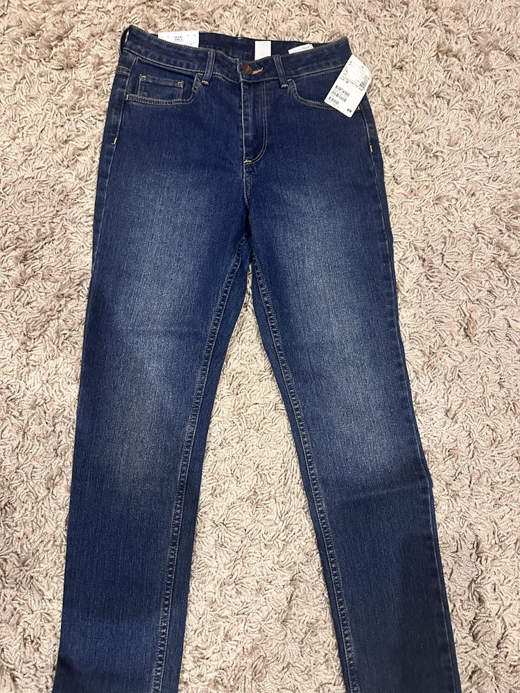 Нові джинси скіні H&M