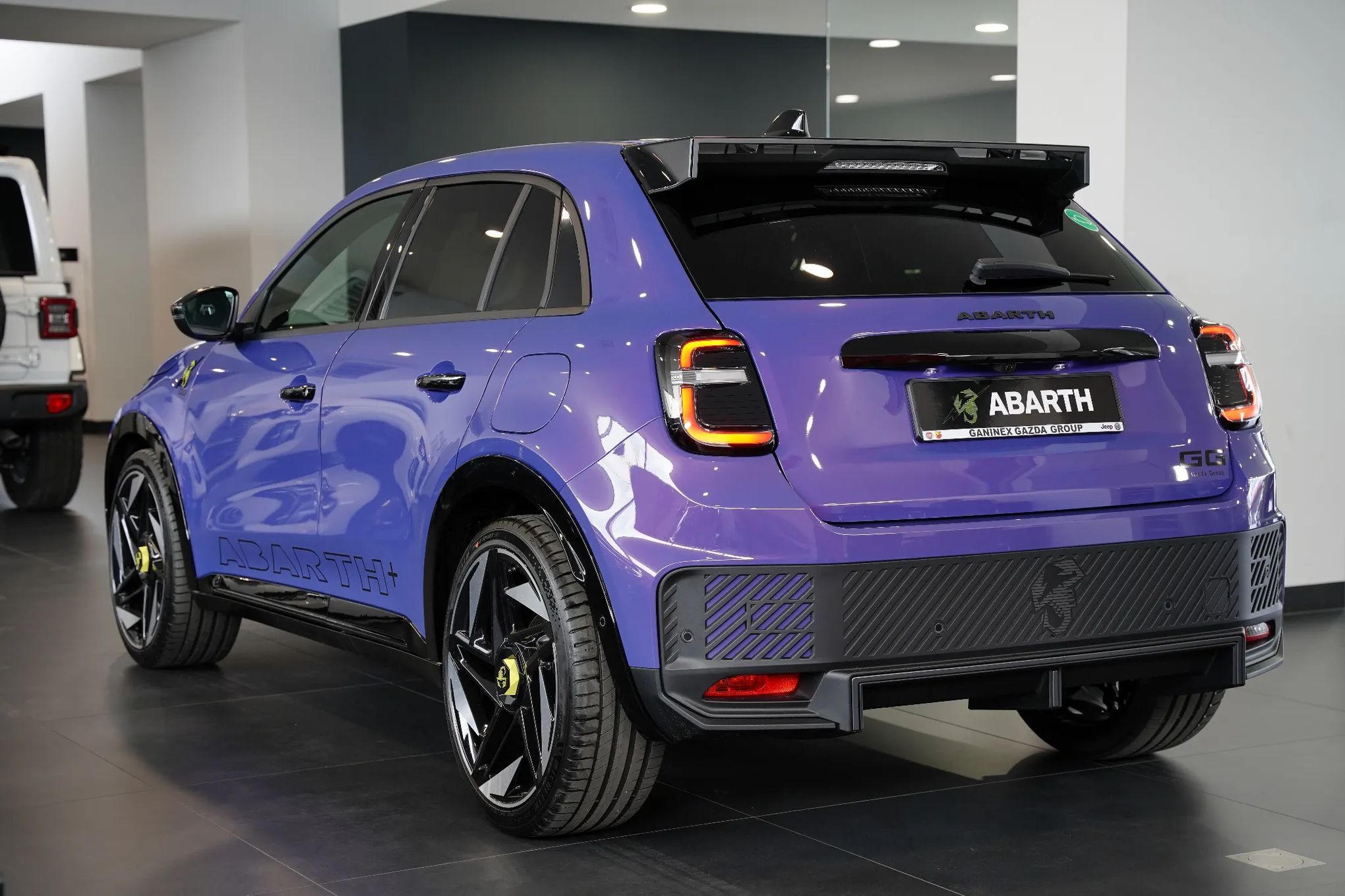 Abarth 600e