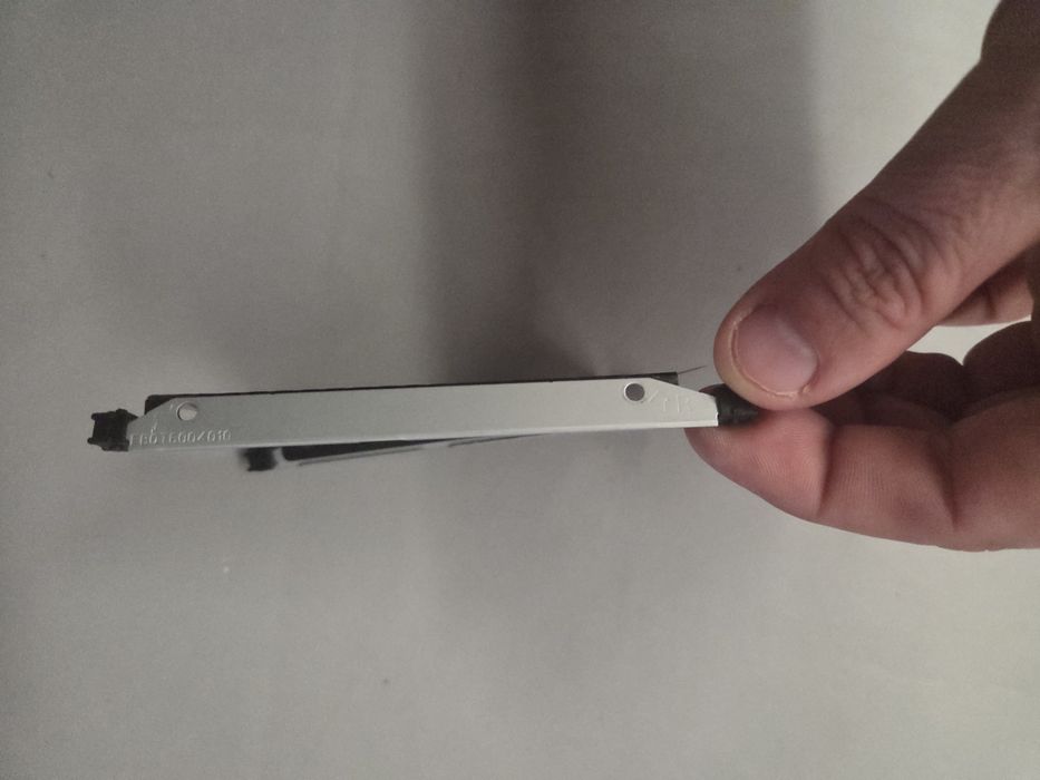 Sprzedam koszyk kieszeń sanki do laptopa HP DV6 3170ew