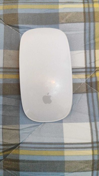 Vendo Rato Apple Wireless (MAC/Windows) - sem cabo de carregamento