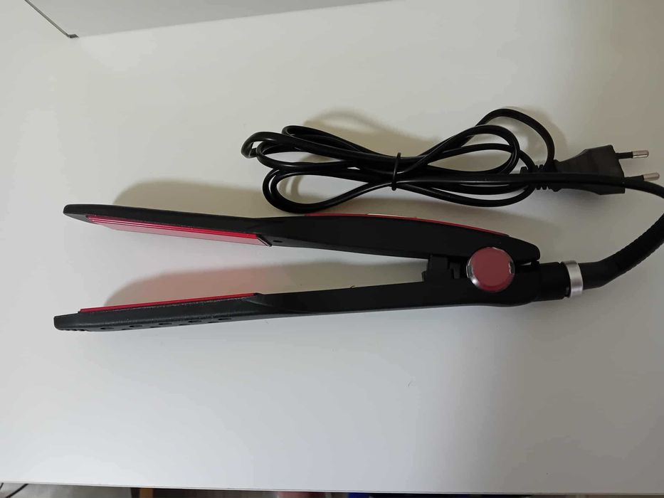 Prancha de cabelo Surker