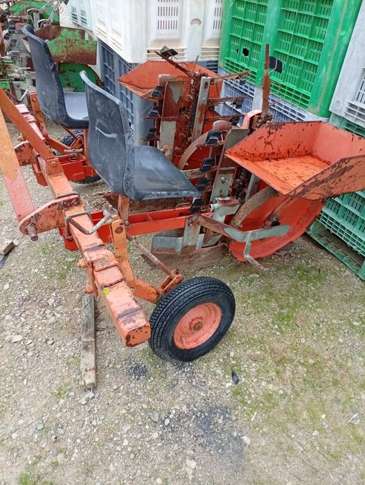 Plantador de pinças