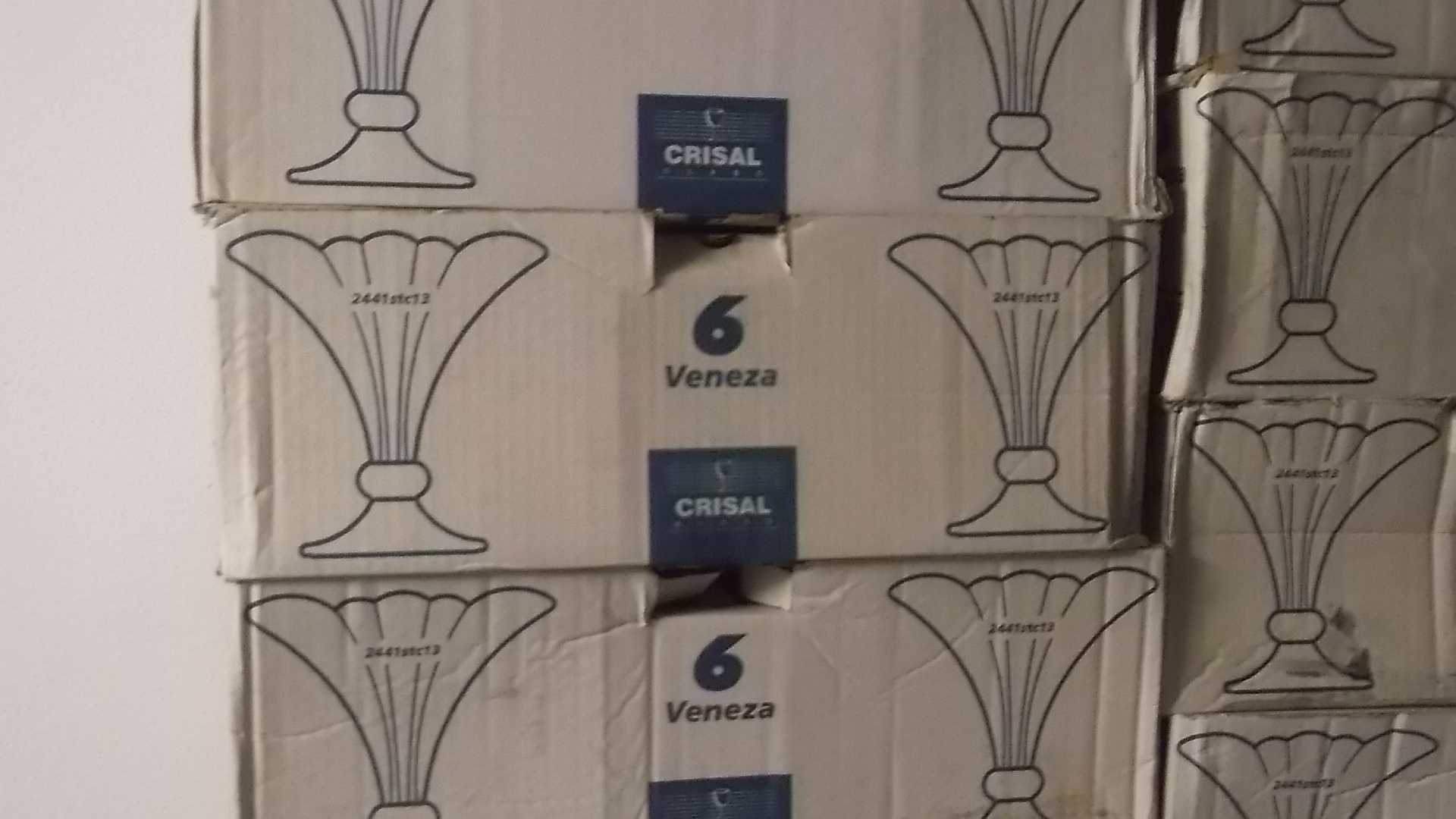 vendo taças em vidro super resistentes