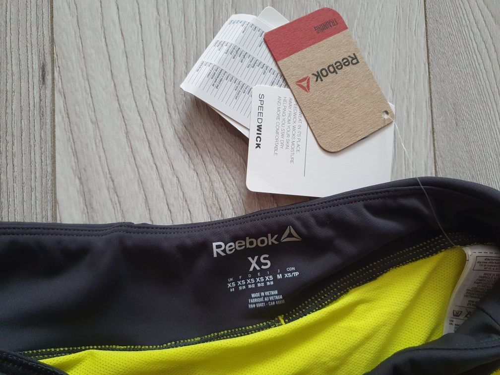 Нові жіночі оригінальні спортивні шорти Reebok CrossFit