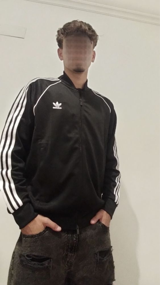 Casaco Adidas SST Preto - NOVO com Etiqueta