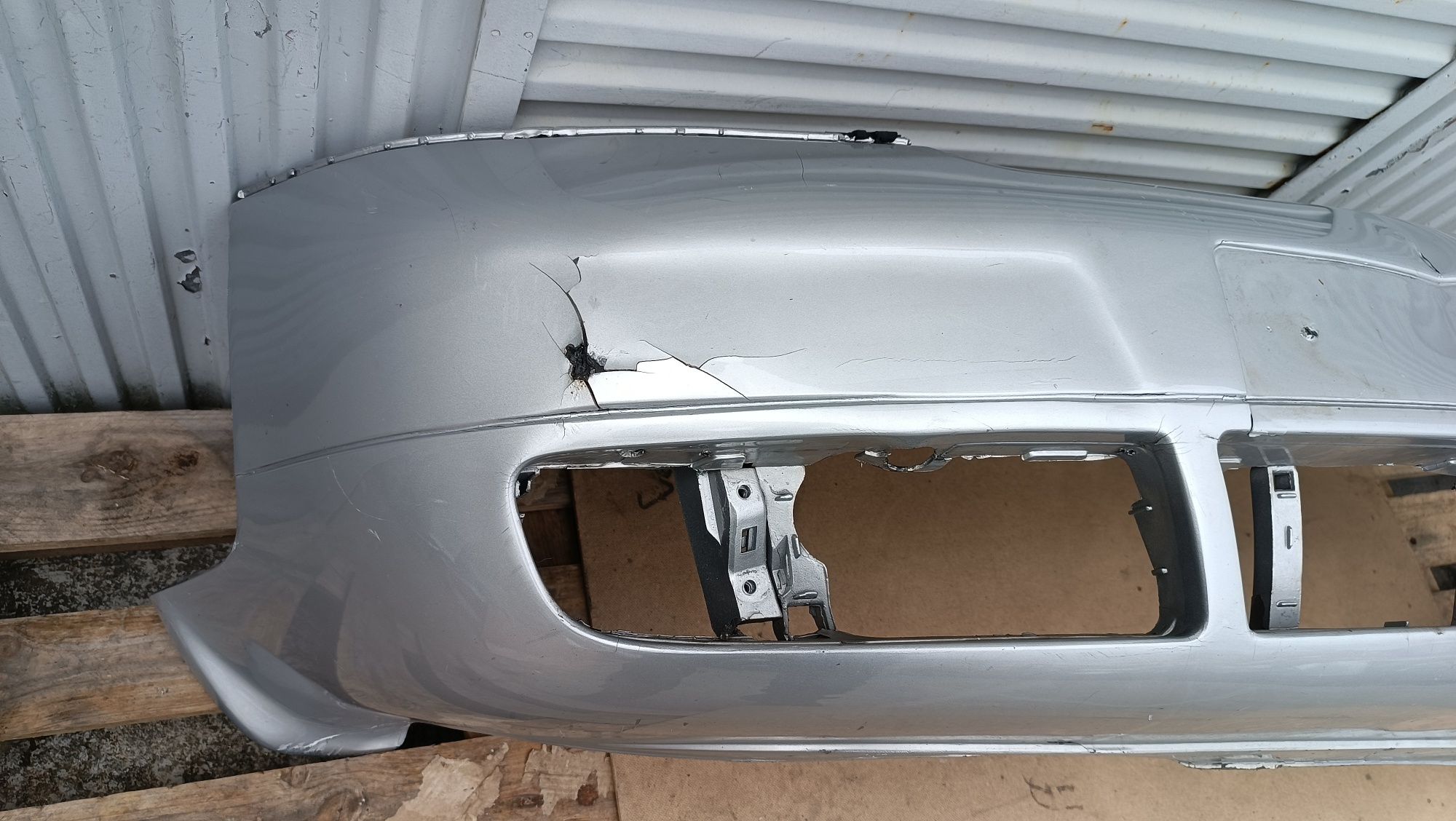 Vendo parachoque de frente Audi A6 C5 ano 1998/2004