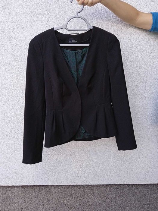 Czarny żakiet damski YOUR SIXTH SENSE C&A r. 34