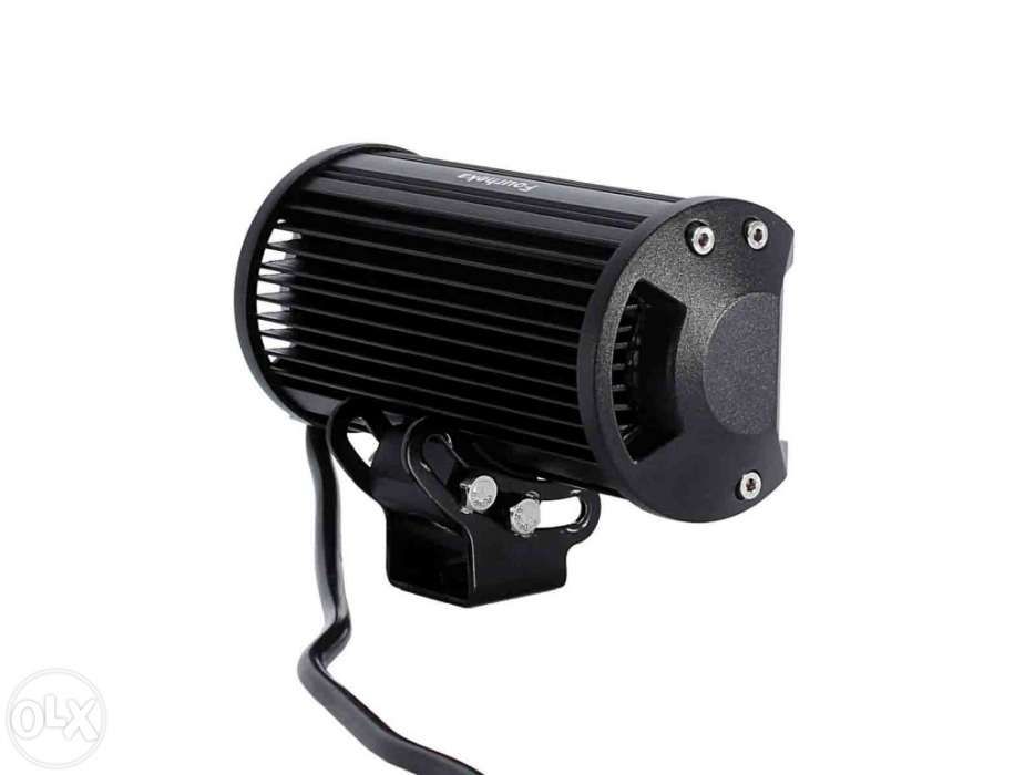 Barra projector led 36 watt 3612F com 3100 lumens (Projector)