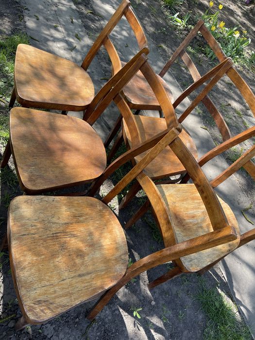 Продам стулья , стол б/у