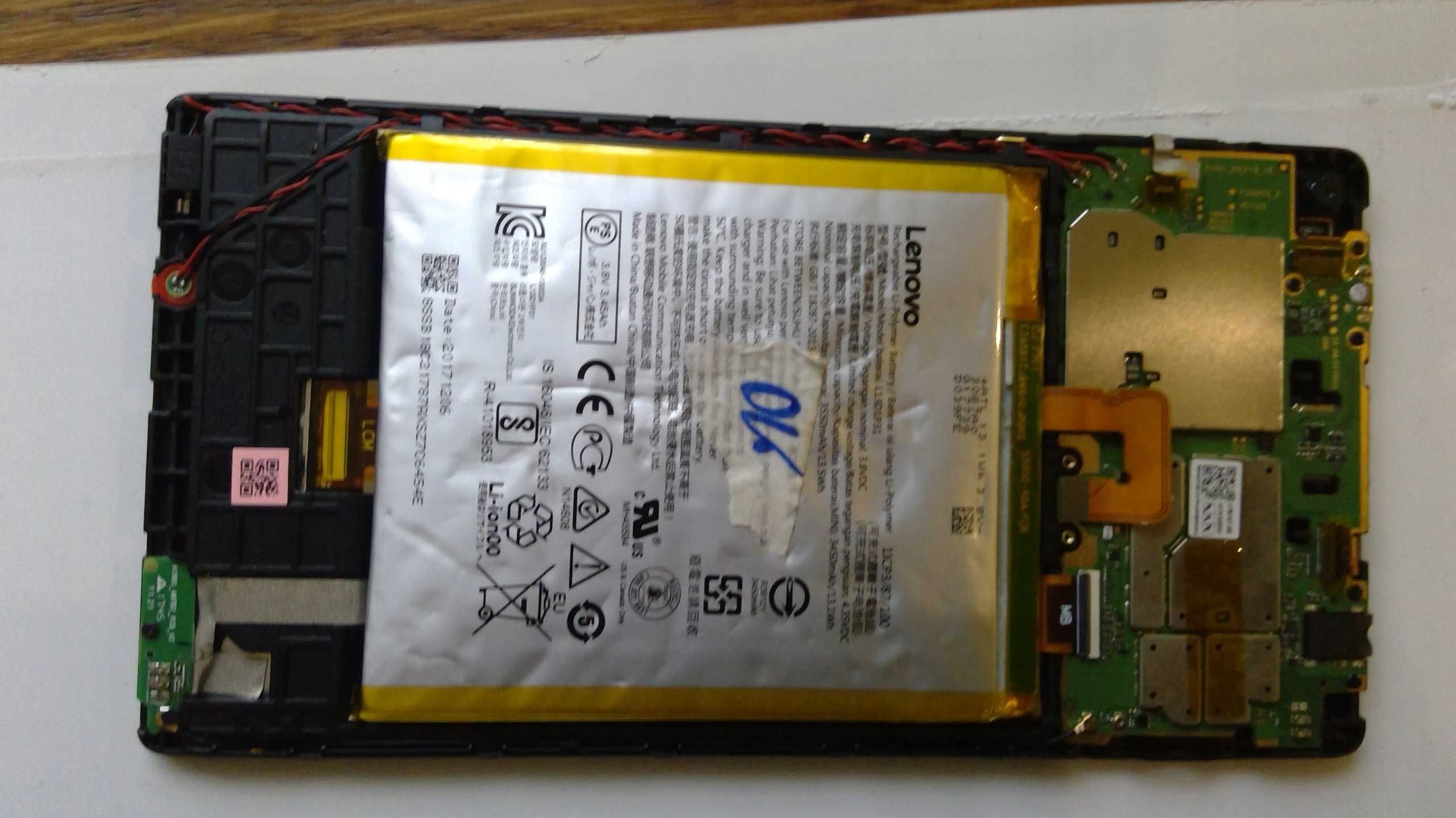 Tablet Lenovo TB-7304L L71