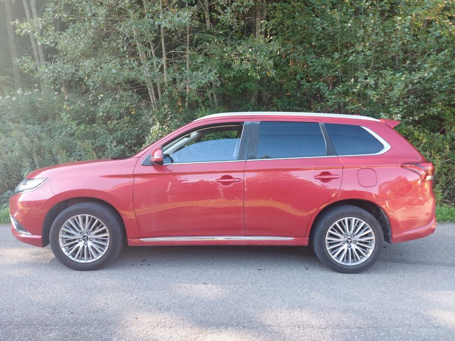 Mitsubishi Outlander Phev Pług In Hybrid 4x4