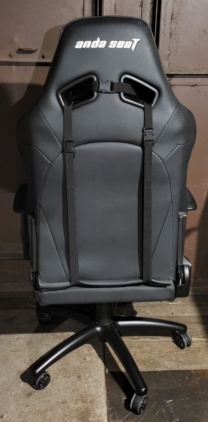 Ігрове крісло Anda Seat серія Dark Demon - в ідеальному стані