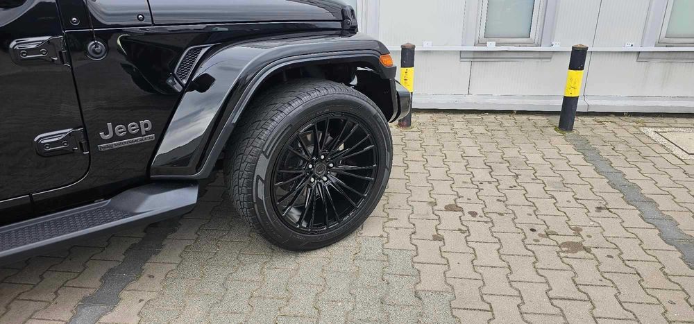 Felgi 22" AXE CF2 10,5J 22x10,5J 5x127 Jeep Wrangler Grand Cherokee