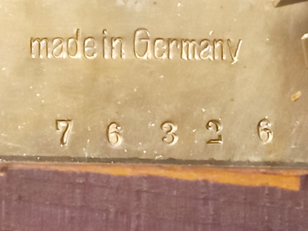 Stojący Zegar  Niemiecki  KWADRANSOWY