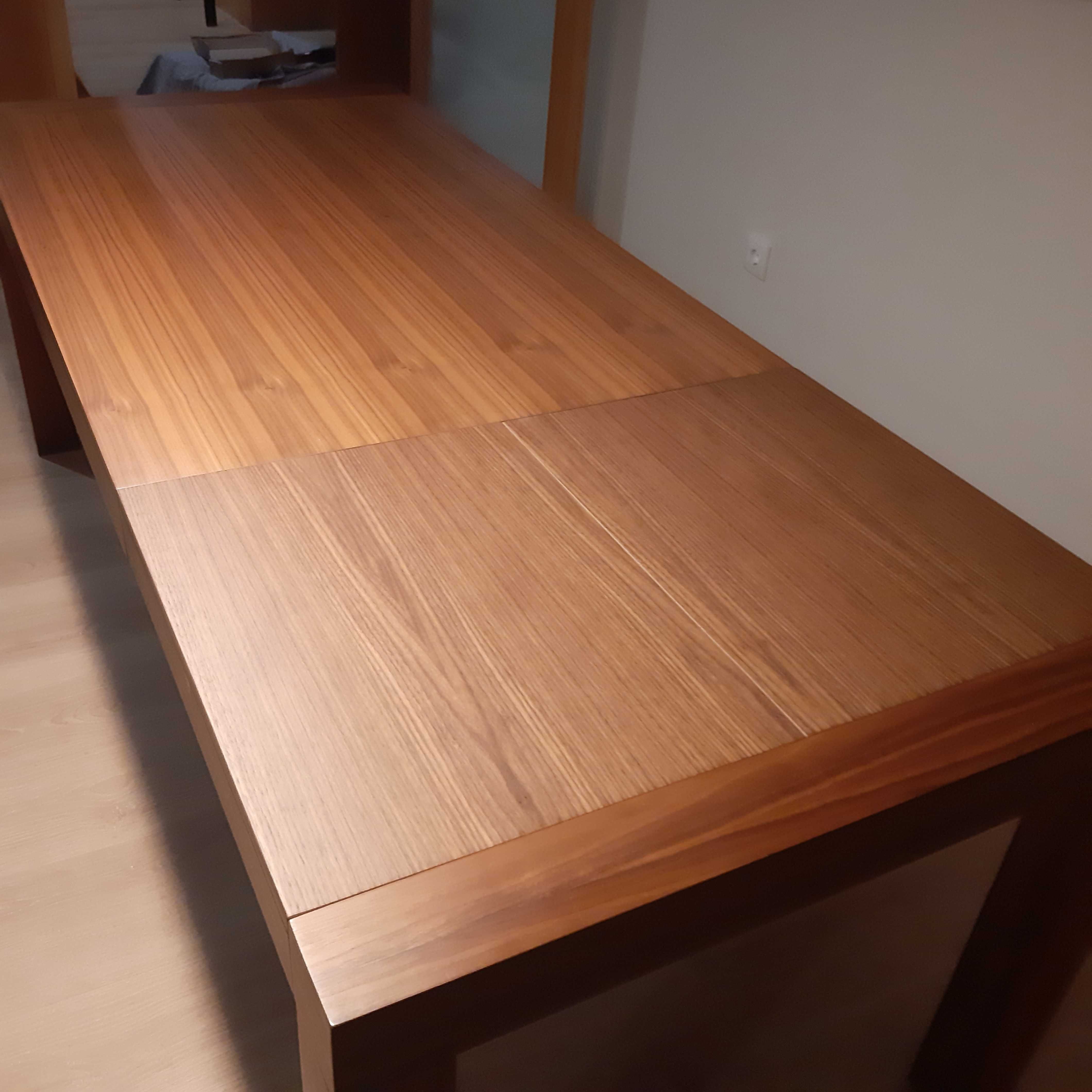 Mesa extensível (EL CORTE INGLÉS) - Dim. (LxAxC): 90 x 76 x 160/220 cm