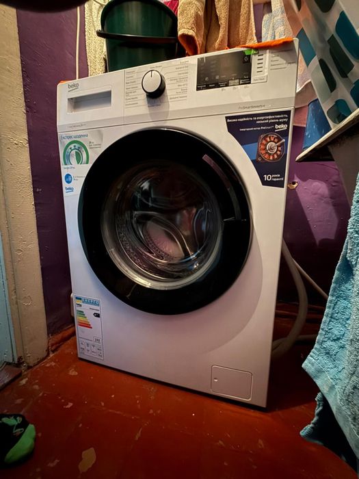 Пральна машинка BEKO.