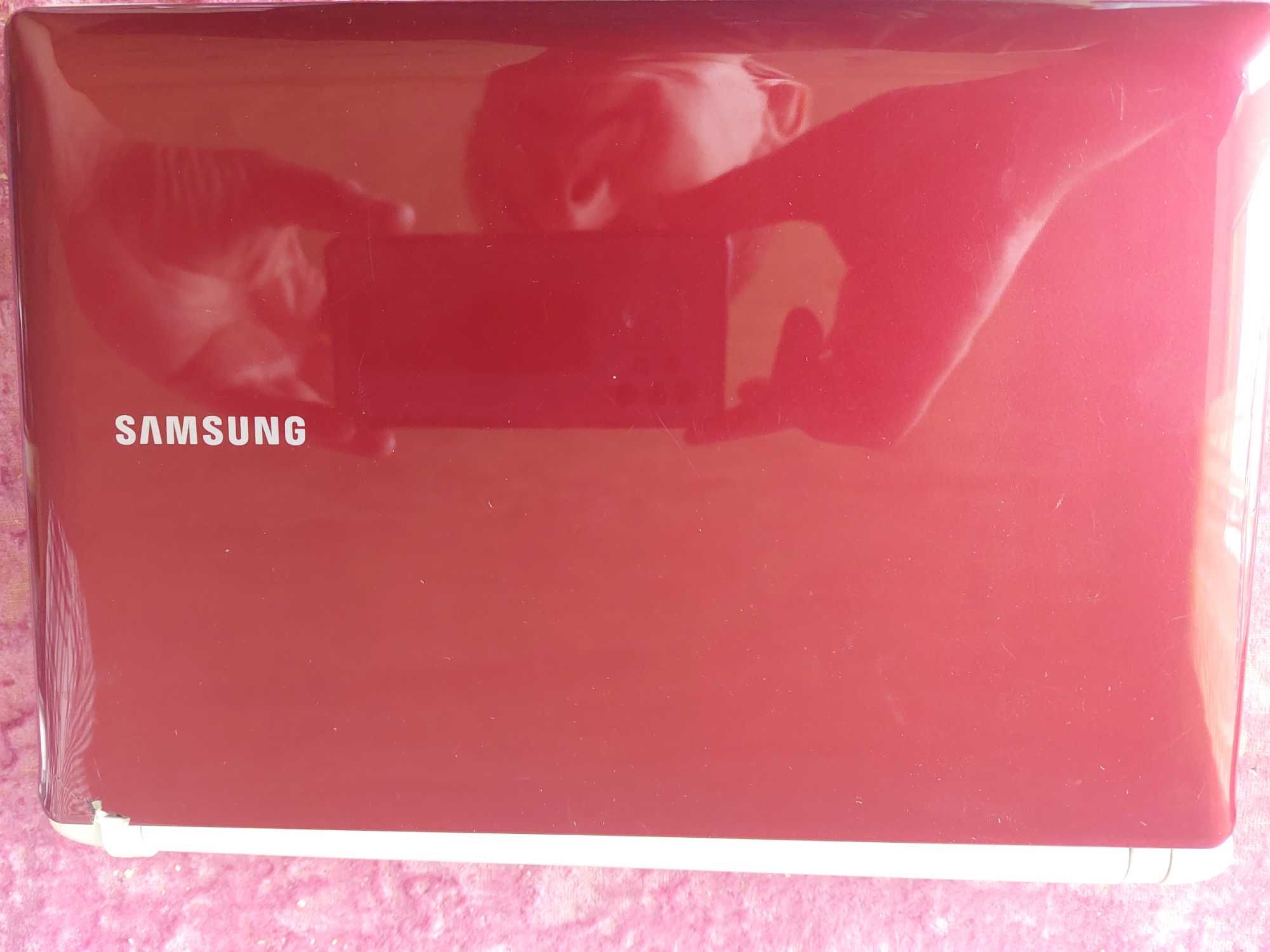 Нетбук Samsung NP-N150.