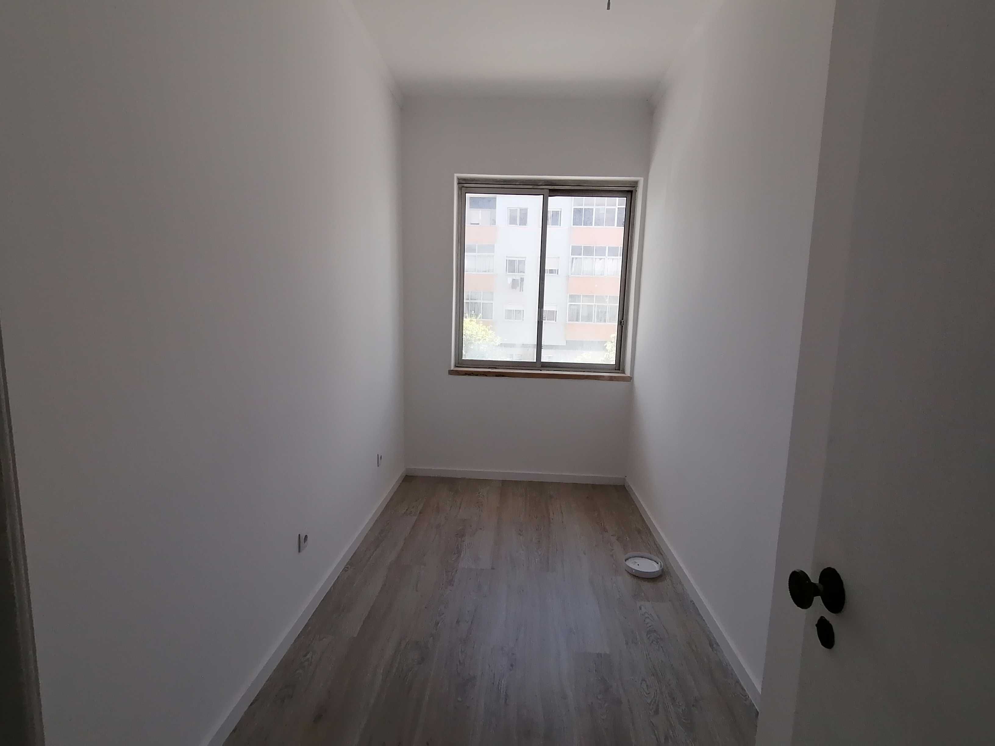 Apartamento T4 para investidores