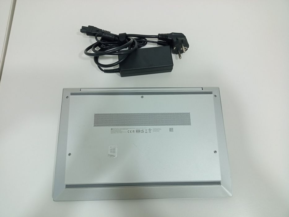 HP EliteBook 835 G8