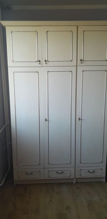 Szafa,garderoba biała, kremowa