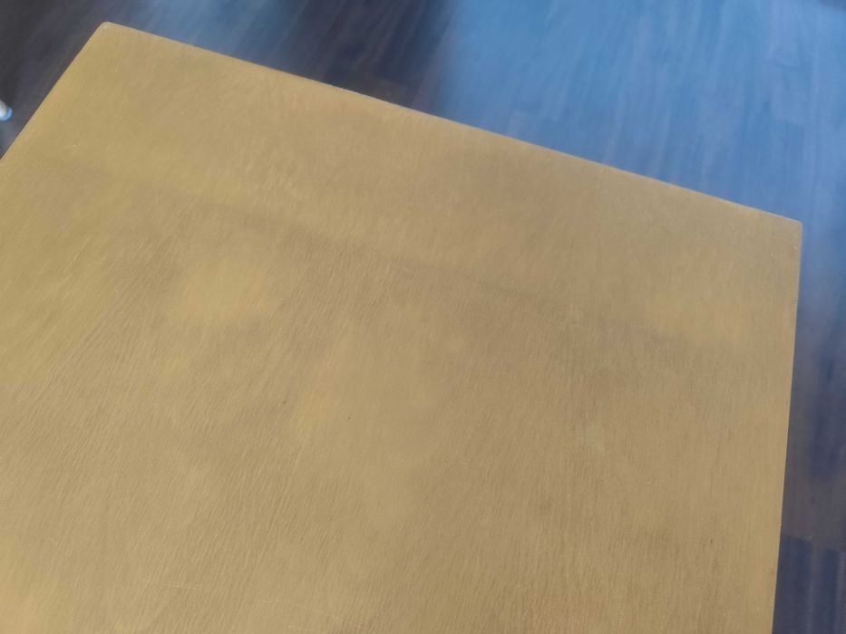 Stolik kawowy drewniany