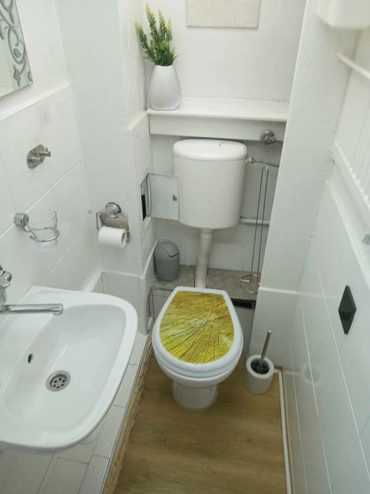 Na sprzedaż mieszkanie 2-pokojowe – 43,8 m² – kamienica