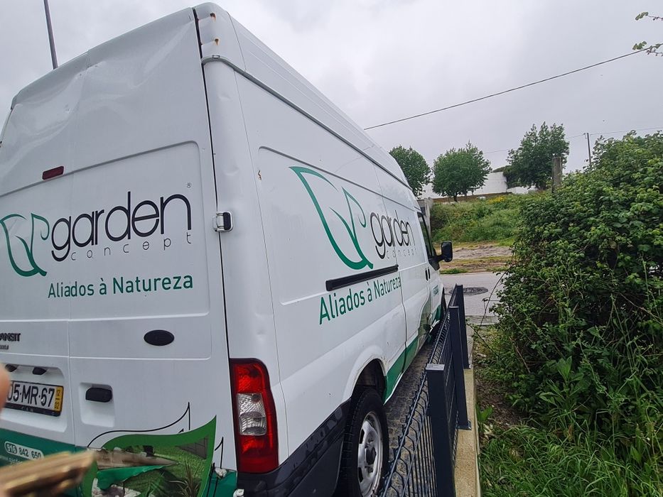 Vendo Ford Transit Furgão
