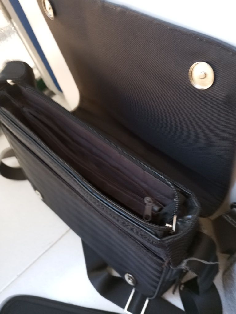 Pastas e bolsas à escolha - 3 por 5 euros - em Beja
