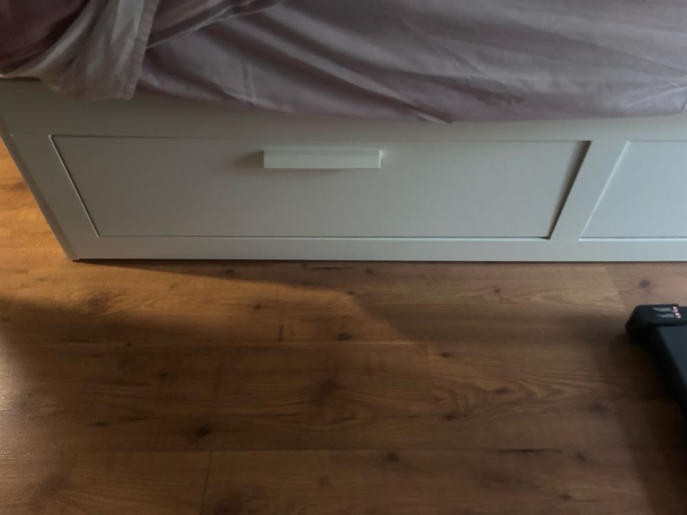 Cama Brimnes Ikea solteiro