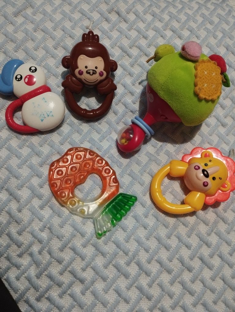 Набір іграшок для немовляти