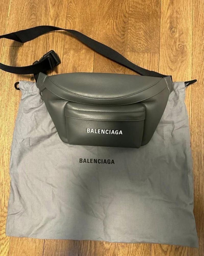 Balenciaga Beltbag for men