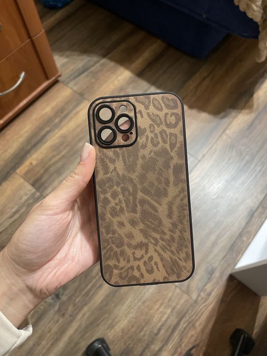 Чохол на iphone 12promax та чохол на Xiaomi Redmi Note 13 Pro (5g)