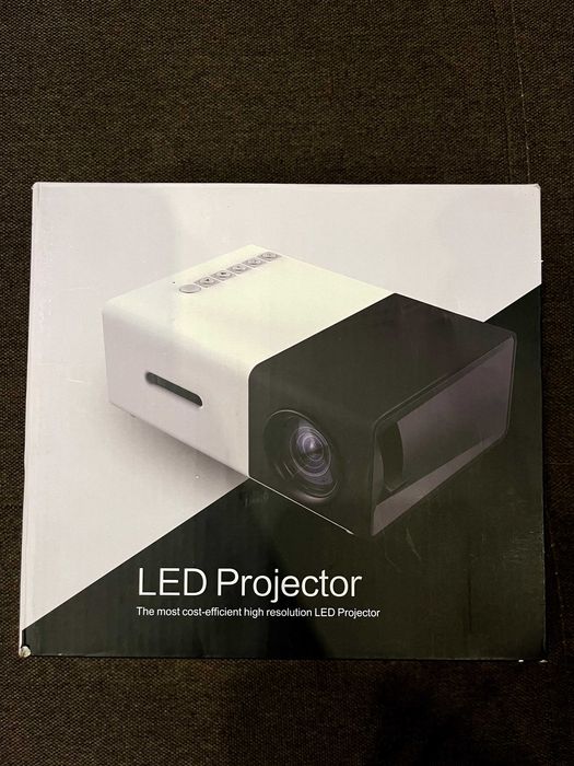 Портативний проектор, Led Projector YG-300