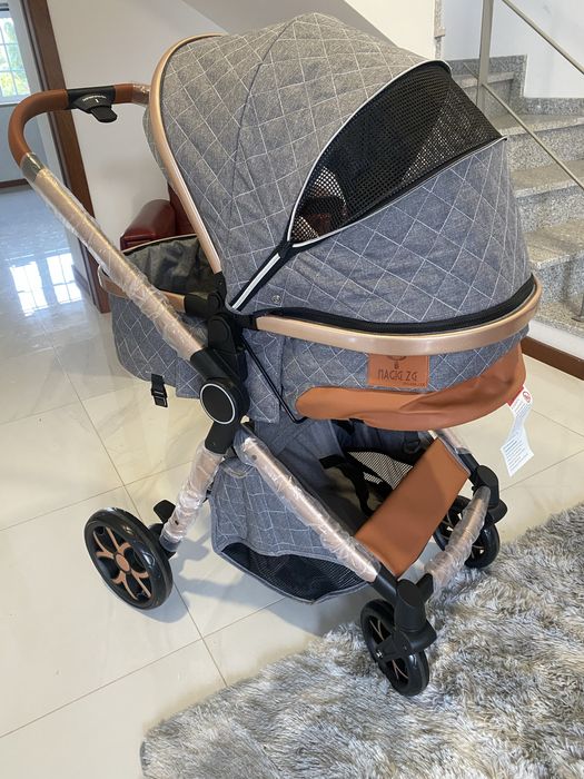 Carinho de Bebé totalmente novo