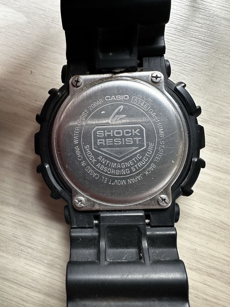Zegarek Casio g-shock, model GA-110 MB