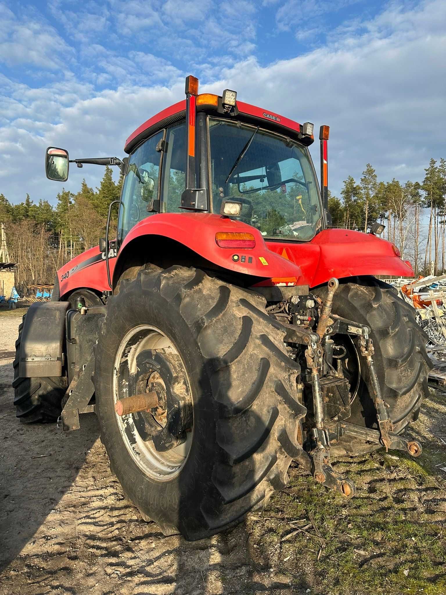 Трактор колісний Case IH Magnum 340 Power Shift