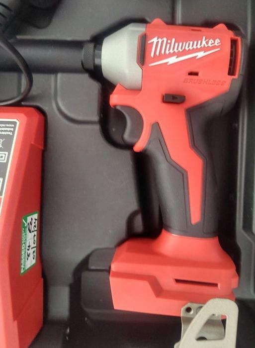 Zakrętarka Milwaukee M18 BLIDRC i Wkrętarka Milwaukee  M18 BLPDRC