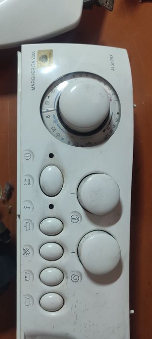 ARISTON. Пральна машина.