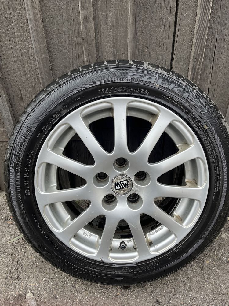 Opony z felgami 195/55R15