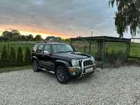 Jeep Cherokee KJ 2.8 CRD 150km 4x4 full time automat klimatyzacja hak
