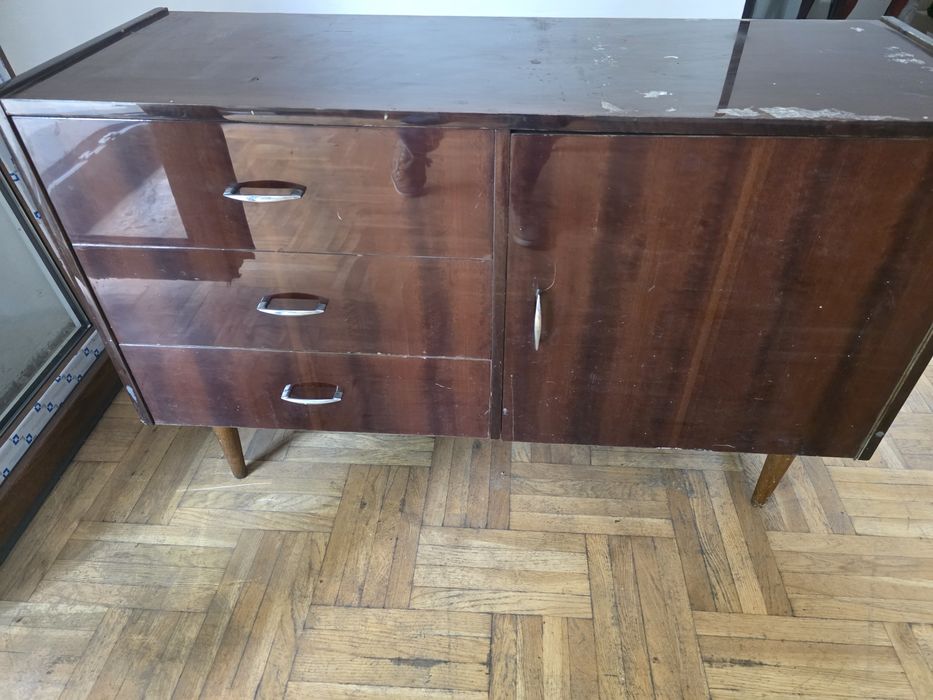 Szafka vintage z 1968r do renowacji
