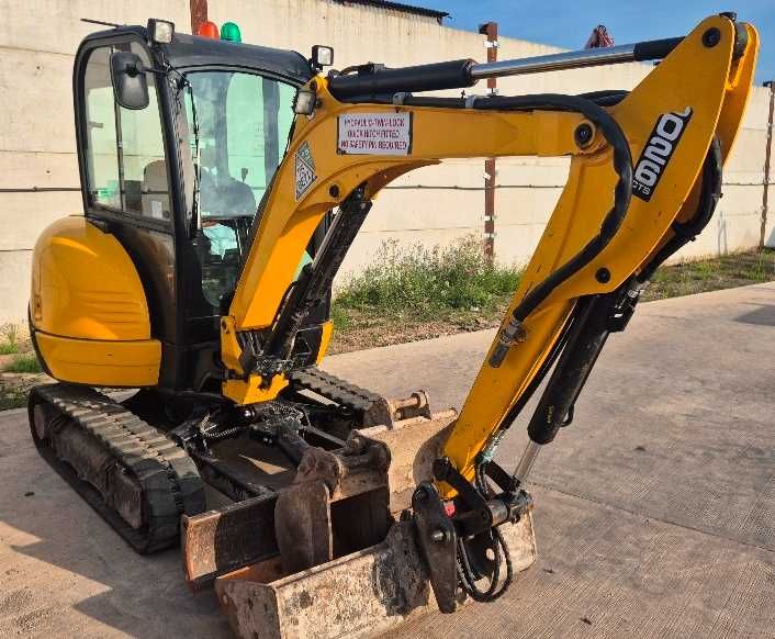 minikoparka jcb 8026 ,8025 volvo kubota takeuchi 2022 powertilt