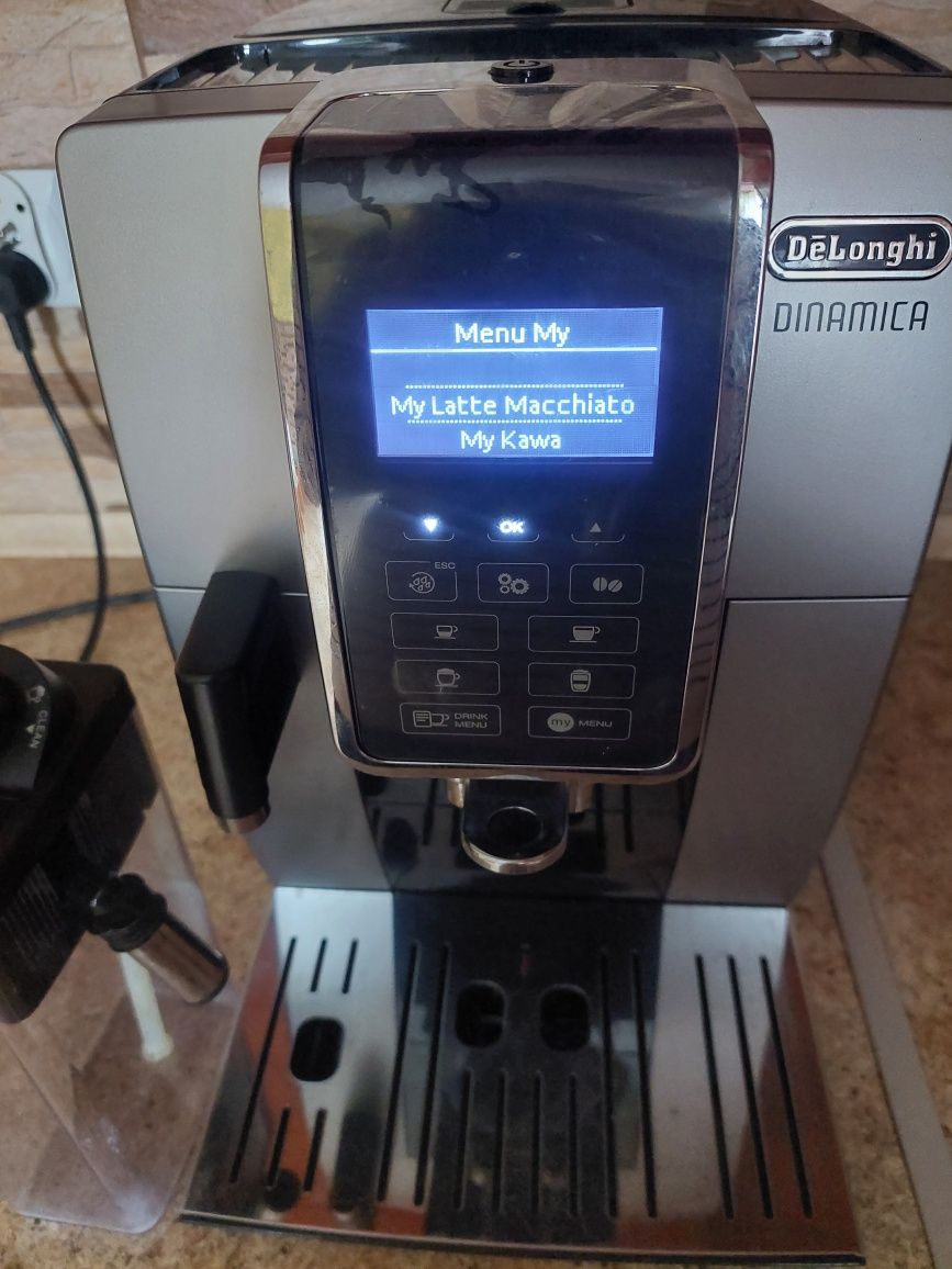 Ekspres Delonghi Dinamica