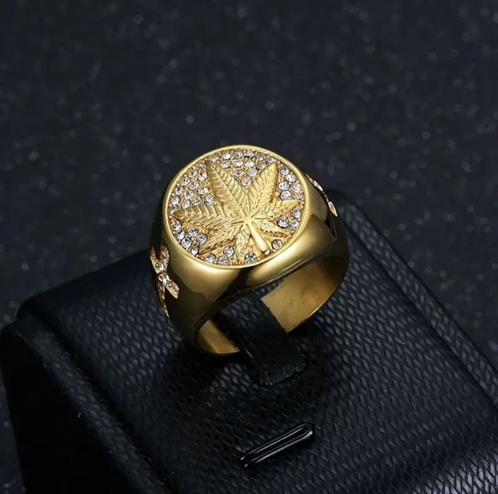 Anel Cannabis Dourado