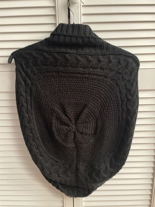 Poncho PIECES r.M 6-12 lat nowe