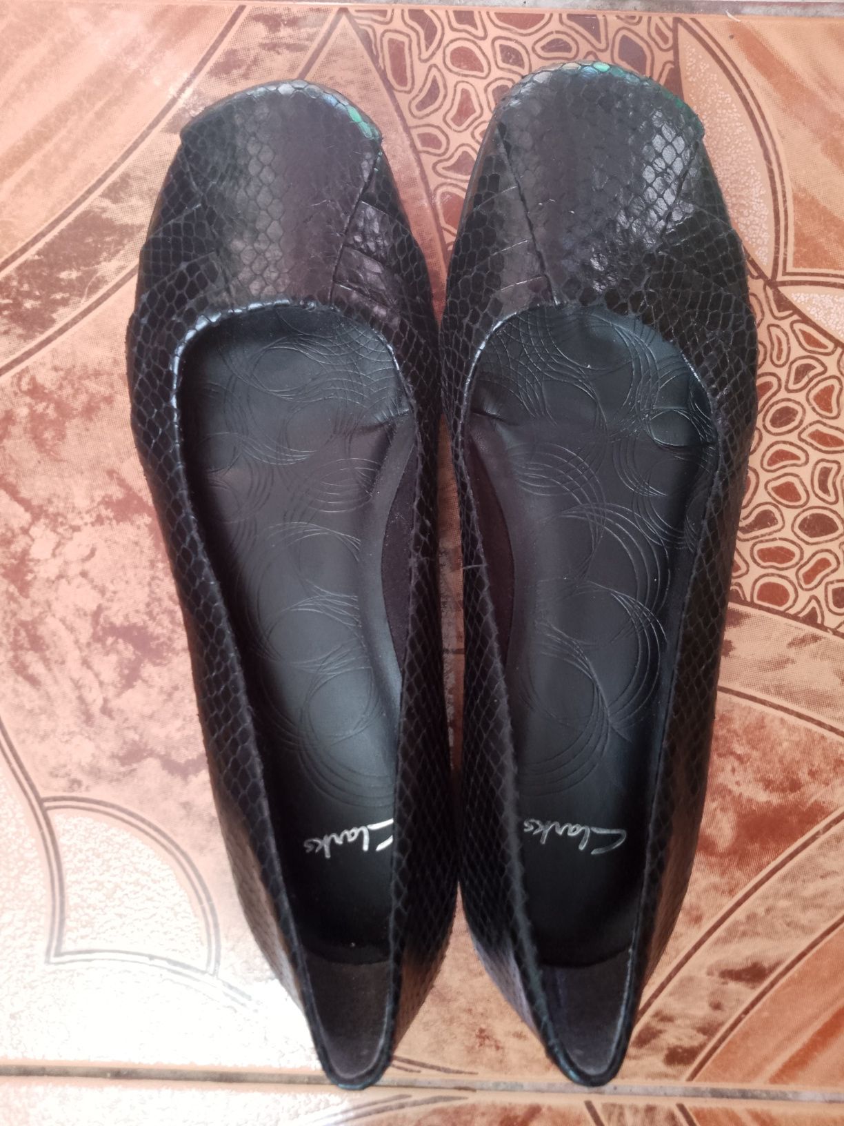 Балетки шкіряні(туфлі) Clarks 37 розміру.